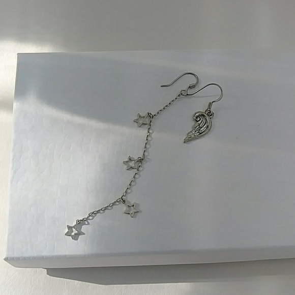 🛑SOLD Angel Wing Star Asymetrical Silver Earrings - Picture 5 of 8